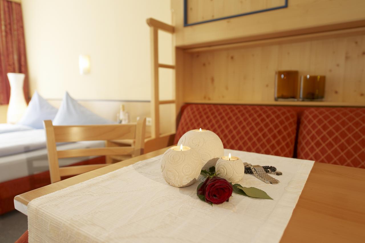 Hotel Hubertushof Flachau Esterno foto
