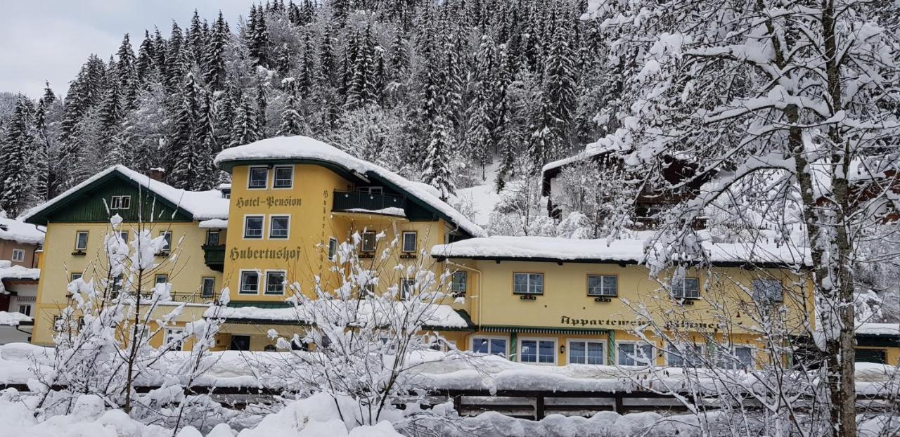 Hotel Hubertushof Flachau Esterno foto